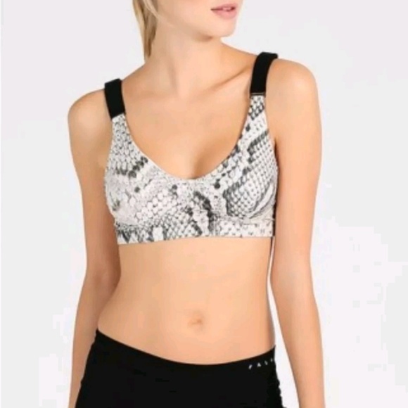 varley martel sports bra
